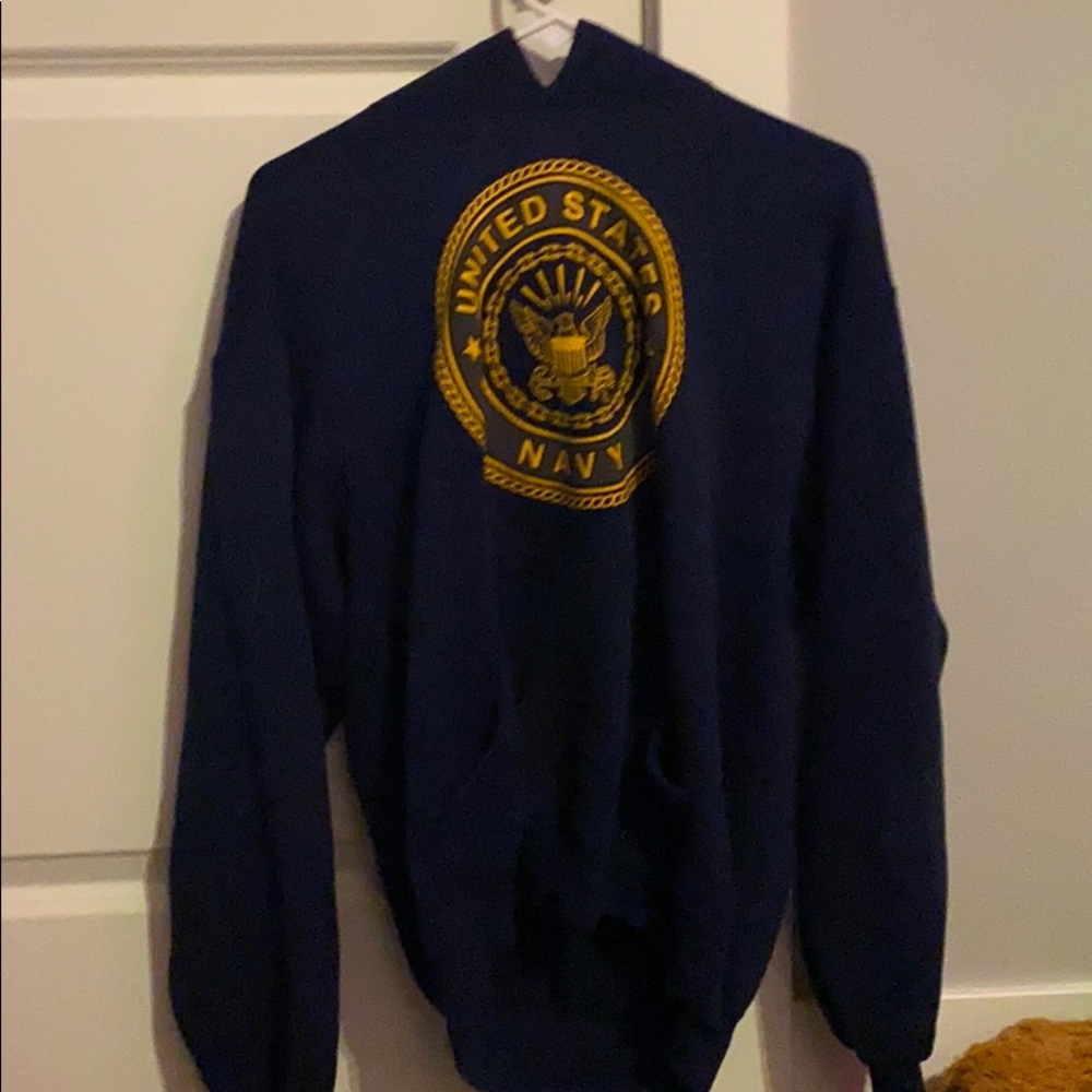 sweatshirt